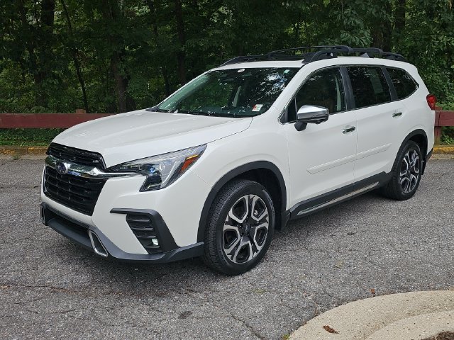 Used 2023 Subaru Ascent Touring AWD/4WD image 4