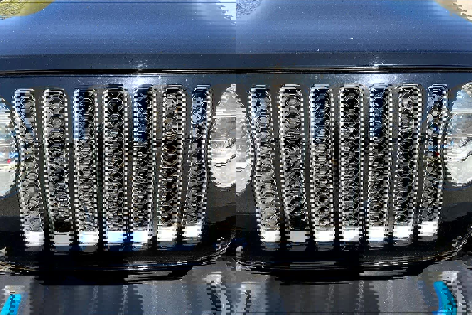 Used 2022 Jeep Wrangler Unlimited Sahara w/ Cold Weather Group image 54