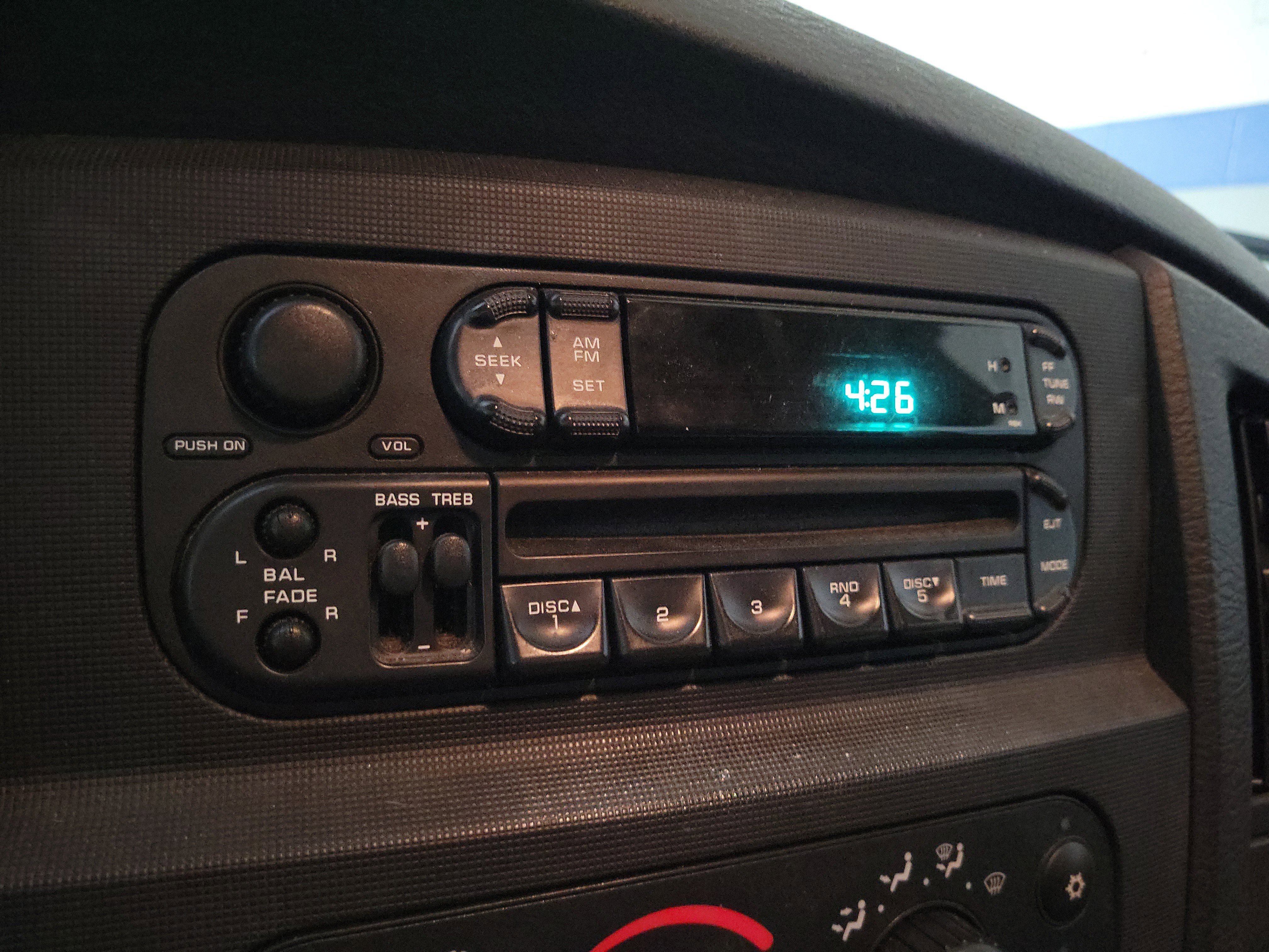 Used 2003 Dodge Ram 1500 Truck SLT image 28