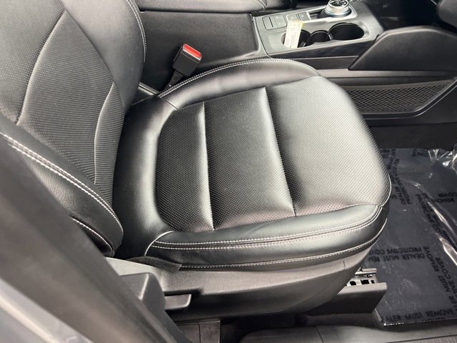 Used 2022 Ford Escape SEL image 23