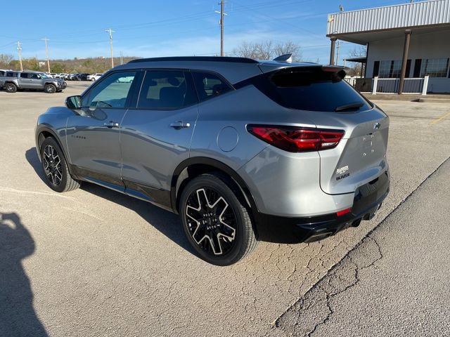 Used 2023 Chevrolet Blazer RS w/ Enhanced Convenience Package image 4