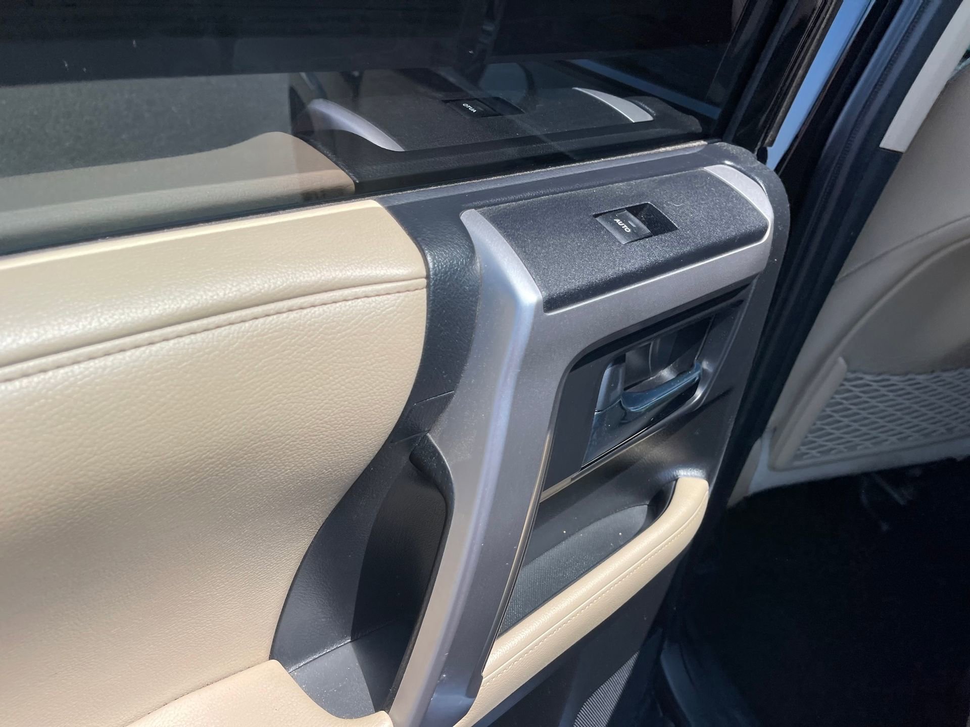 Used 2019 Toyota 4Runner Limited RWD image 21