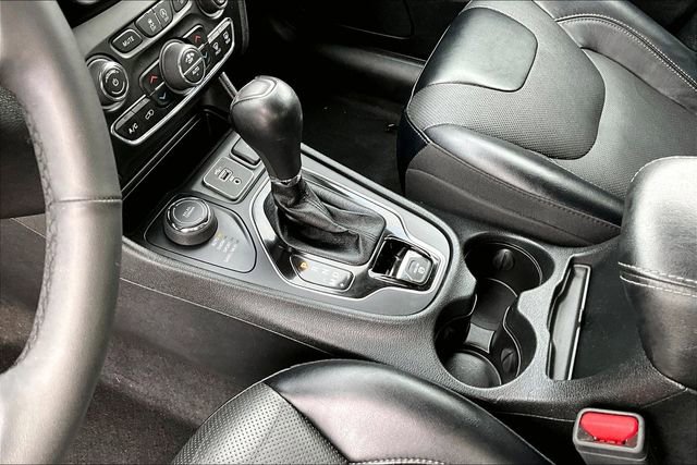 Used 2022 Jeep Cherokee Limited image 13