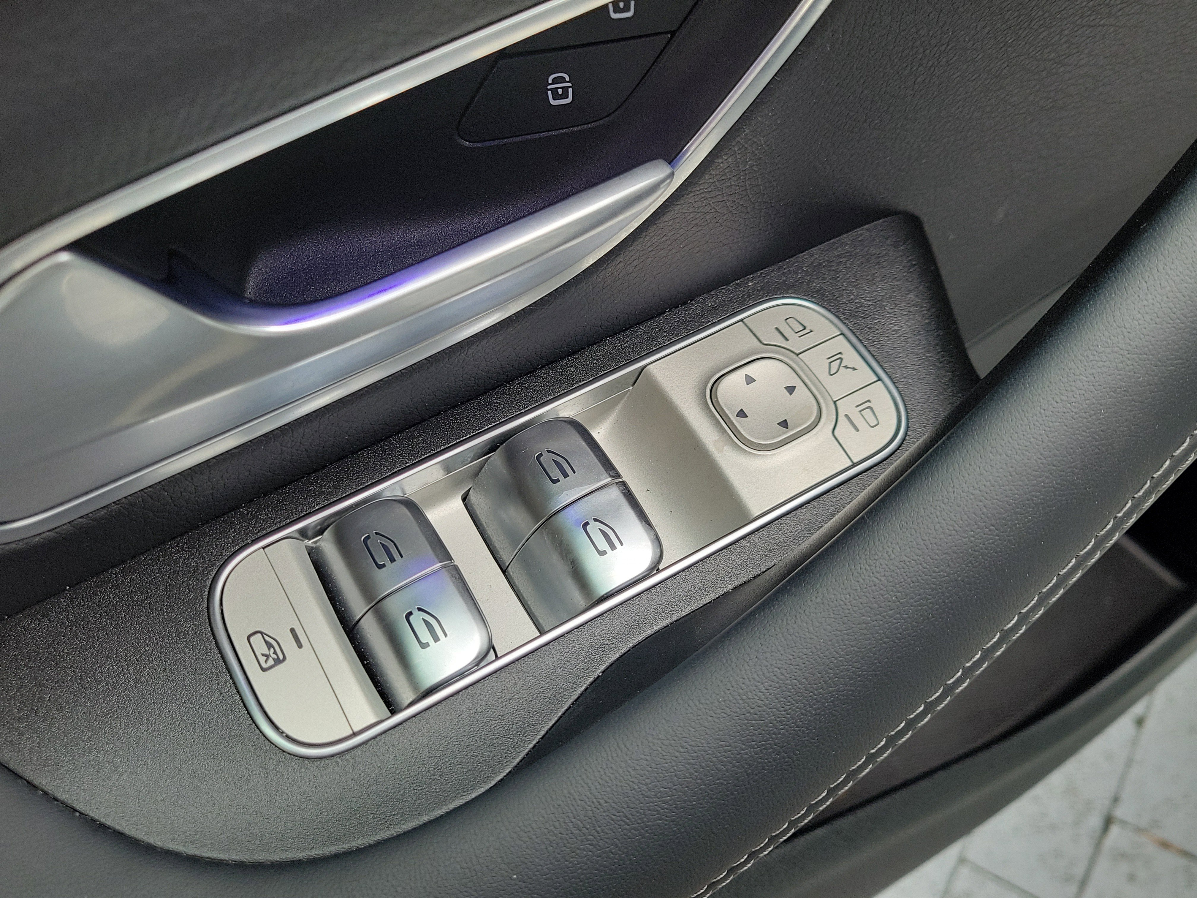 Used 2025 Mercedes-Benz GLE 53 AMG 4MATIC Coupe image 20