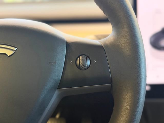 Used 2023 Tesla Model 3 Standard Range RWD image 26