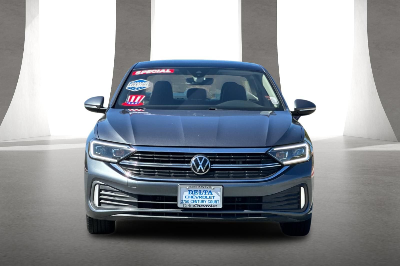 Used 2022 Volkswagen Jetta SEL FWD image 9