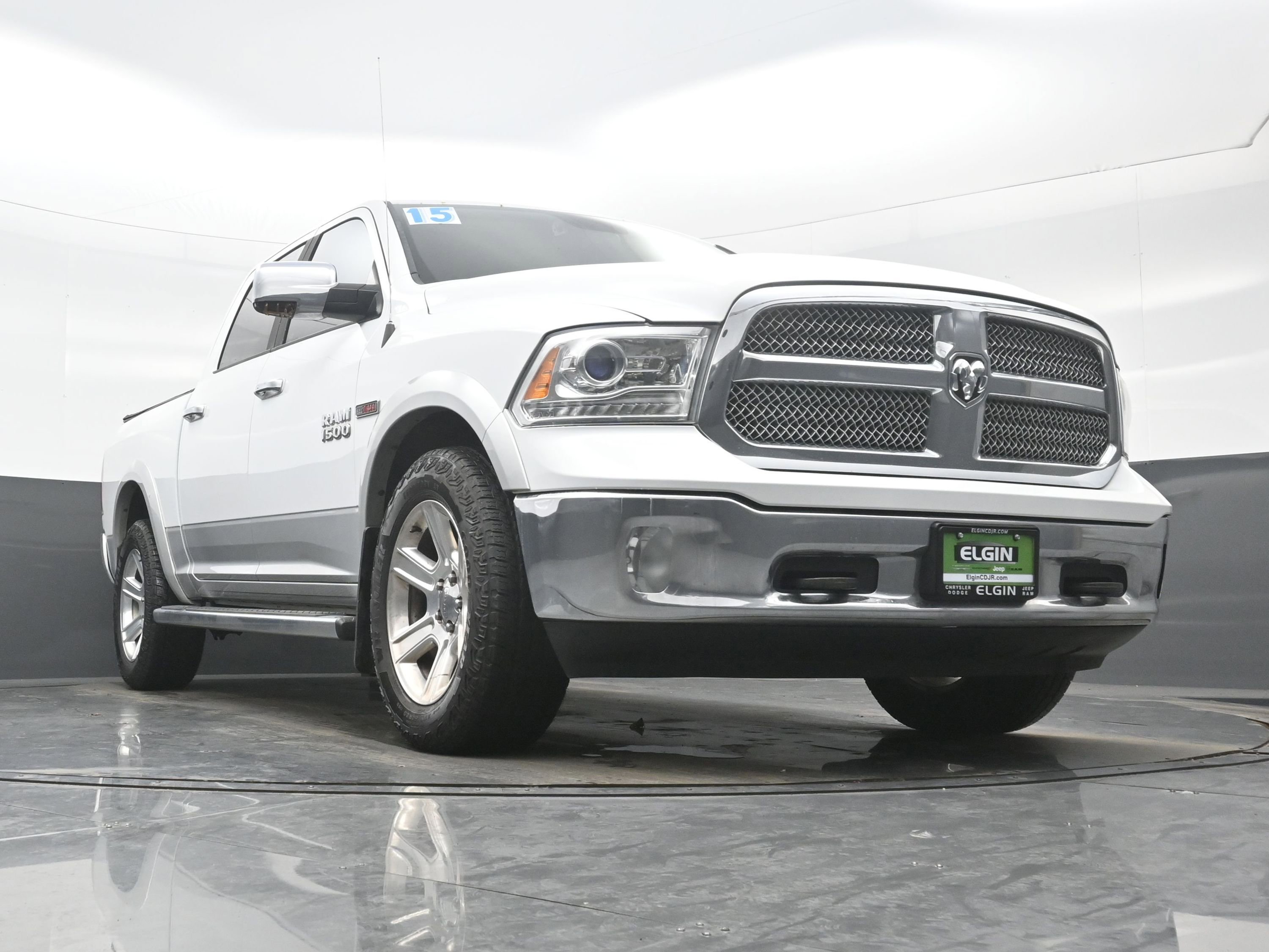 Used 2015 RAM 1500 Laramie image 31