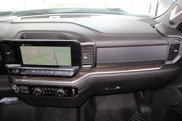 Used 2025 Chevrolet Silverado 2500 LT AWD/4WD image 25