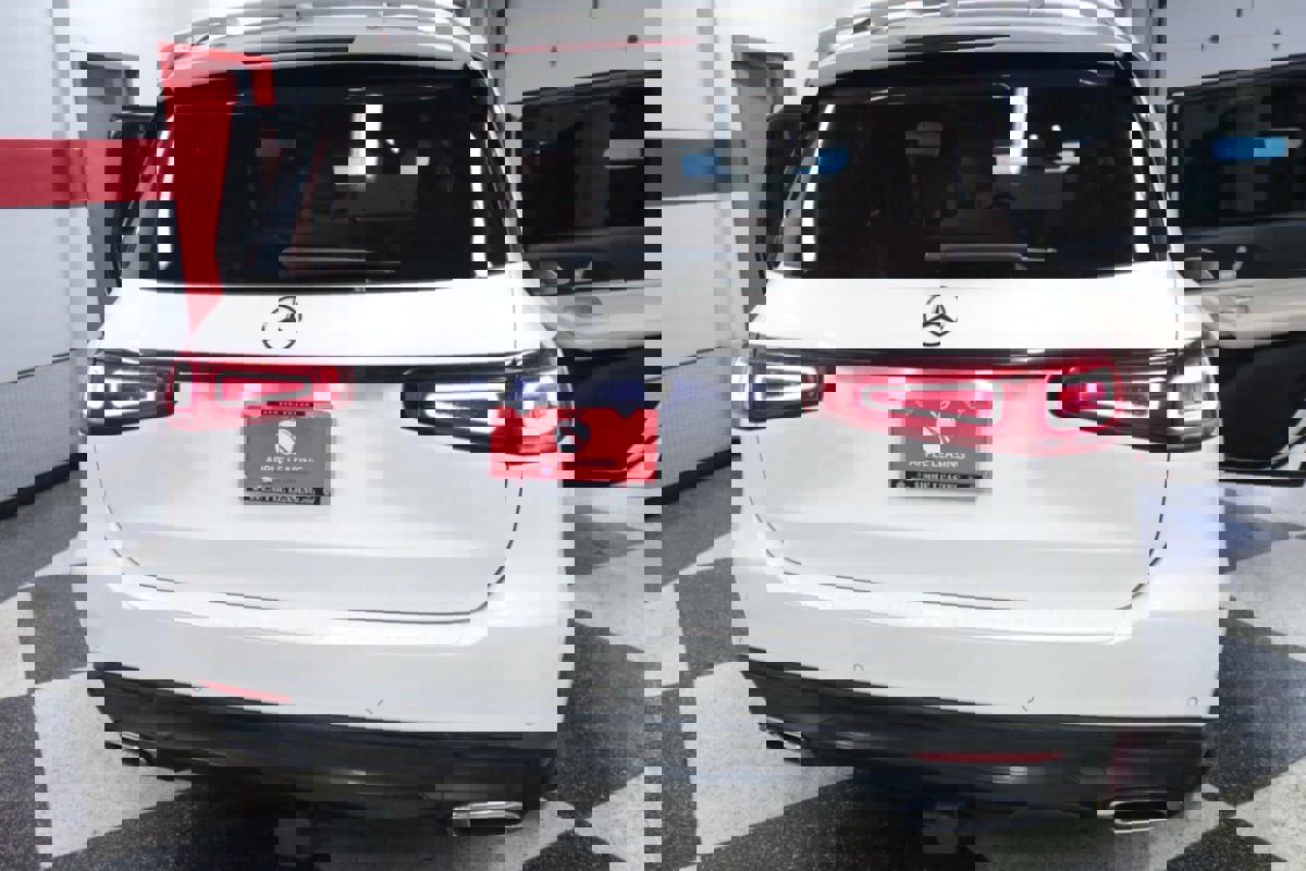 Used 2023 Mercedes-Benz GLS 450 4MATIC image 35