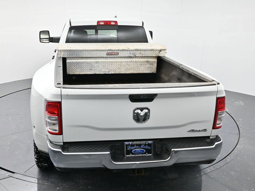 Used 2024 RAM 3500 Tradesman w/ Chrome Appearance Group image 43