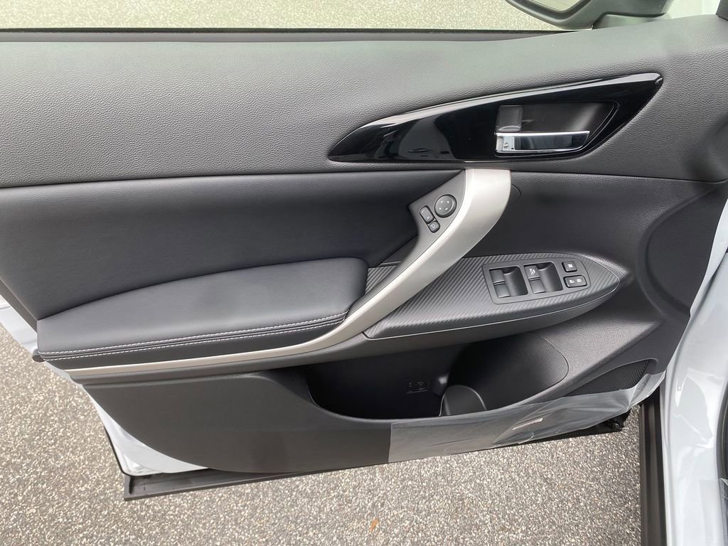 New 2026 Mitsubishi Eclipse Cross SE image 11