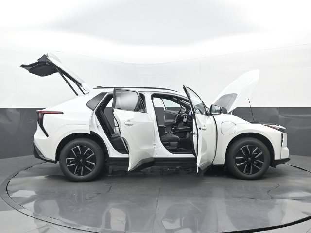 New 2026 Toyota bZ FWD image 31