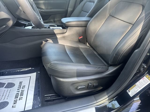Used 2025 Nissan Altima 2.5 SL FWD image 29