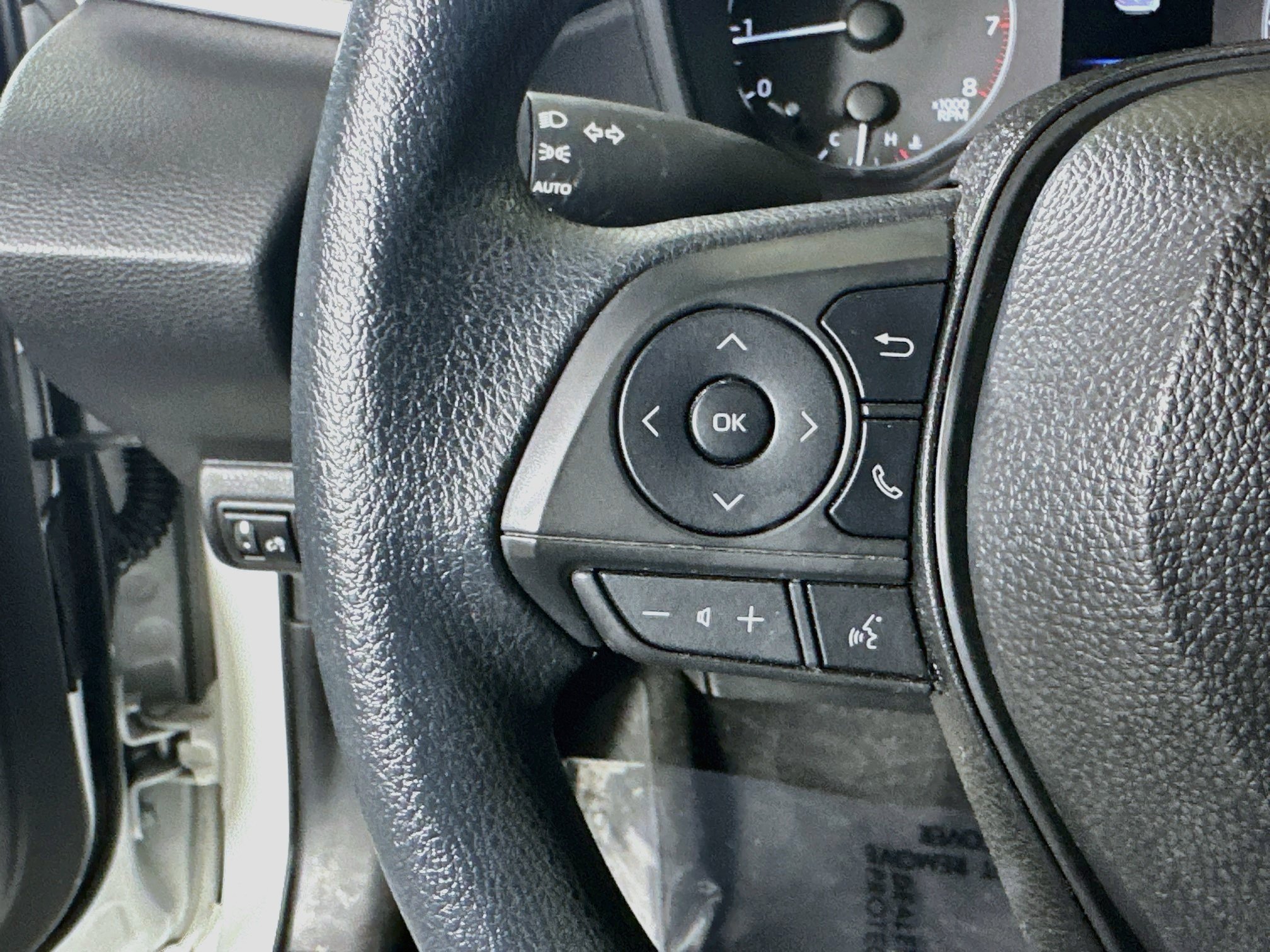 Certified 2025 Toyota Corolla LE FWD image 16