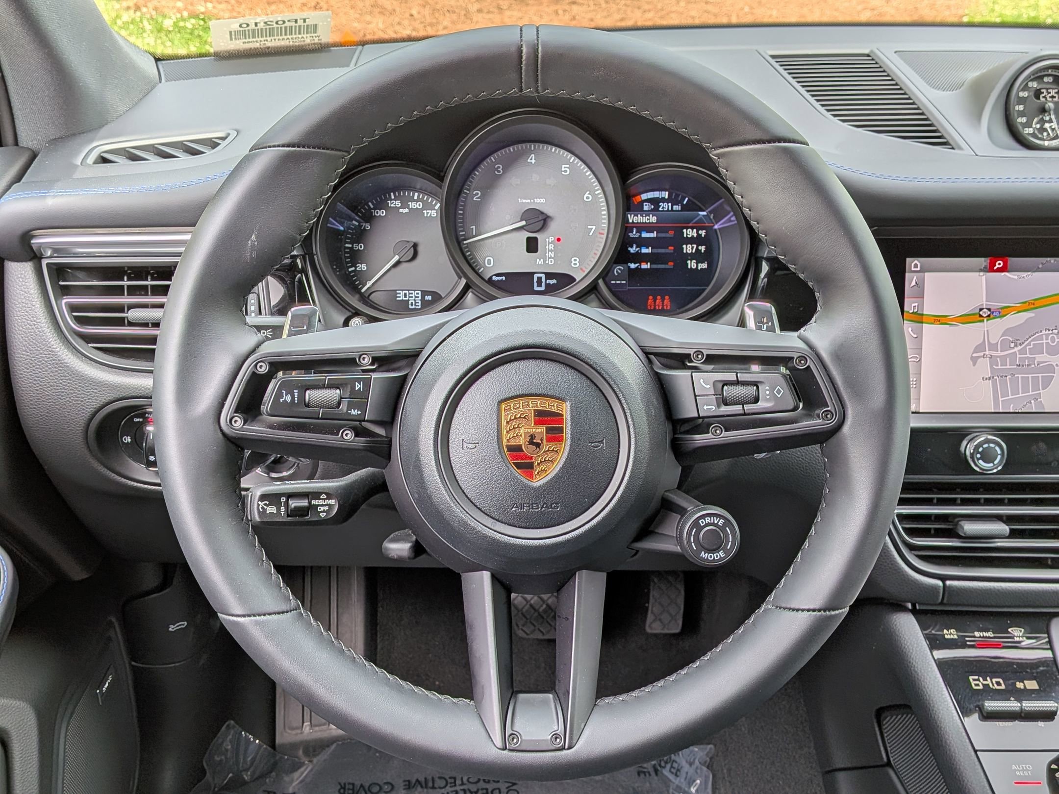 Certified 2026 Porsche Macan S AWD/4WD image 8