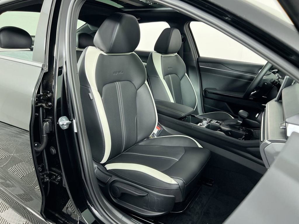New 2026 Kia K5 GT-Line image 31