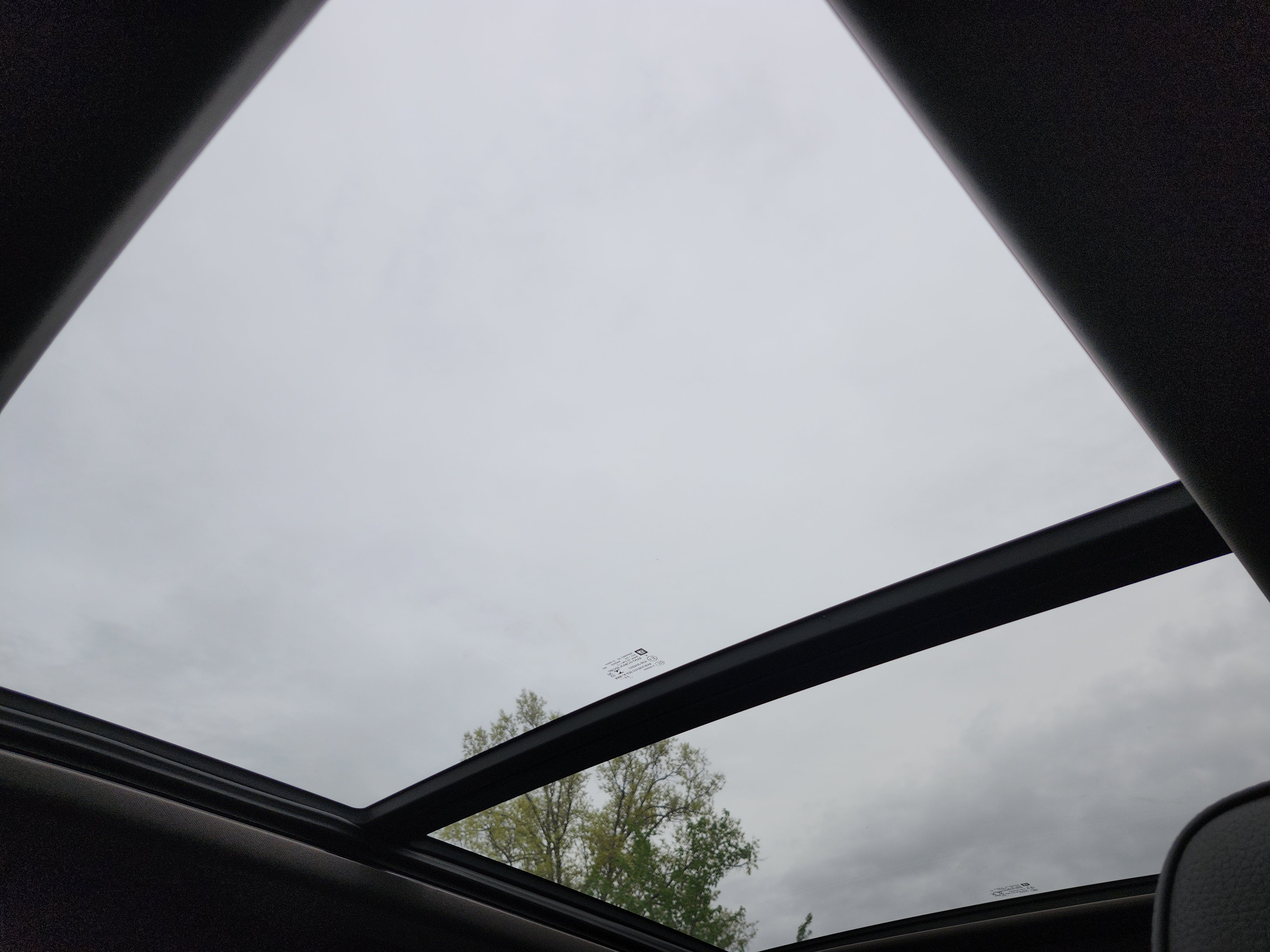 Used 2021 GMC Yukon XL Denali w/ Denali Ultimate Package image 2