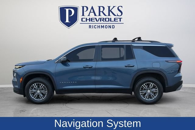 Used 2024 Chevrolet Traverse LT w/ Trailering Package FWD image 4