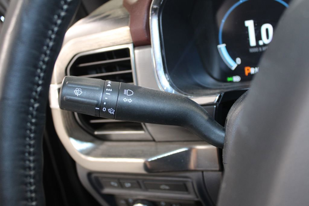 Used 2023 Ford F150 Lariat w/ Equipment Group 502A High image 27