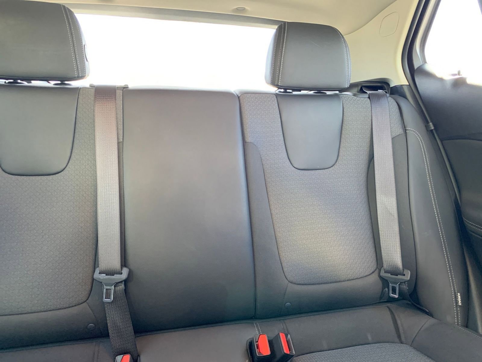 Used 2025 Buick Encore GX Preferred image 36