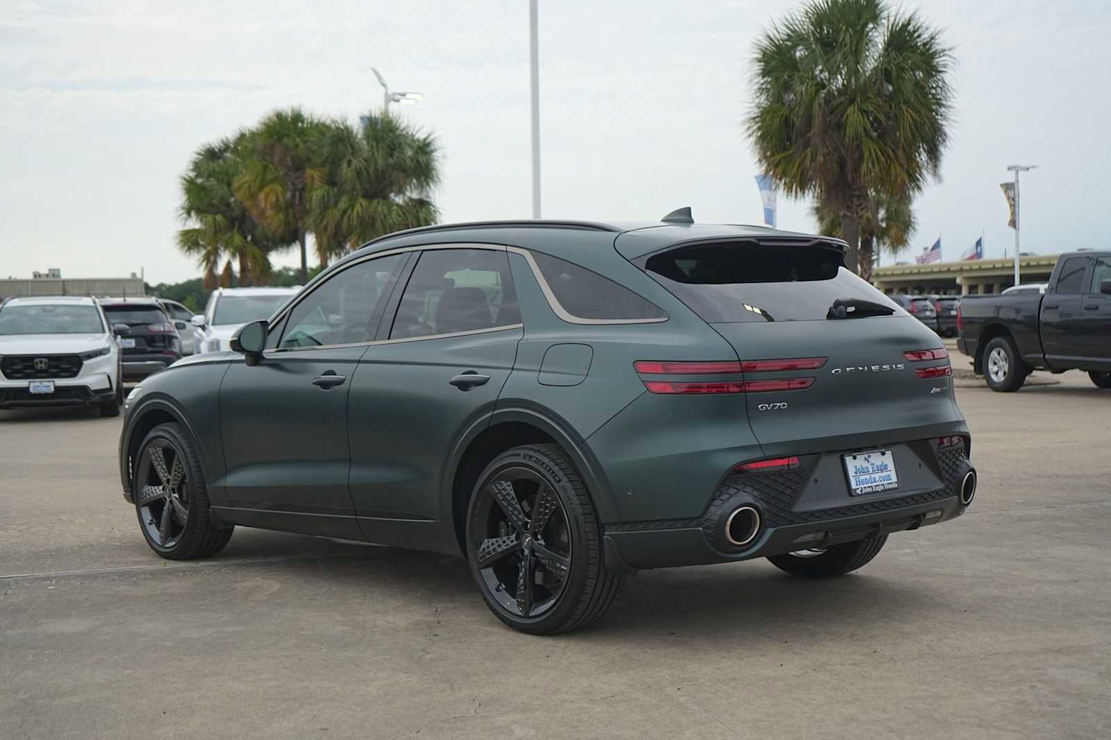 Used 2024 Genesis GV70 3.5T Sport w/ Sport Prestige Package AWD/4WD image 4