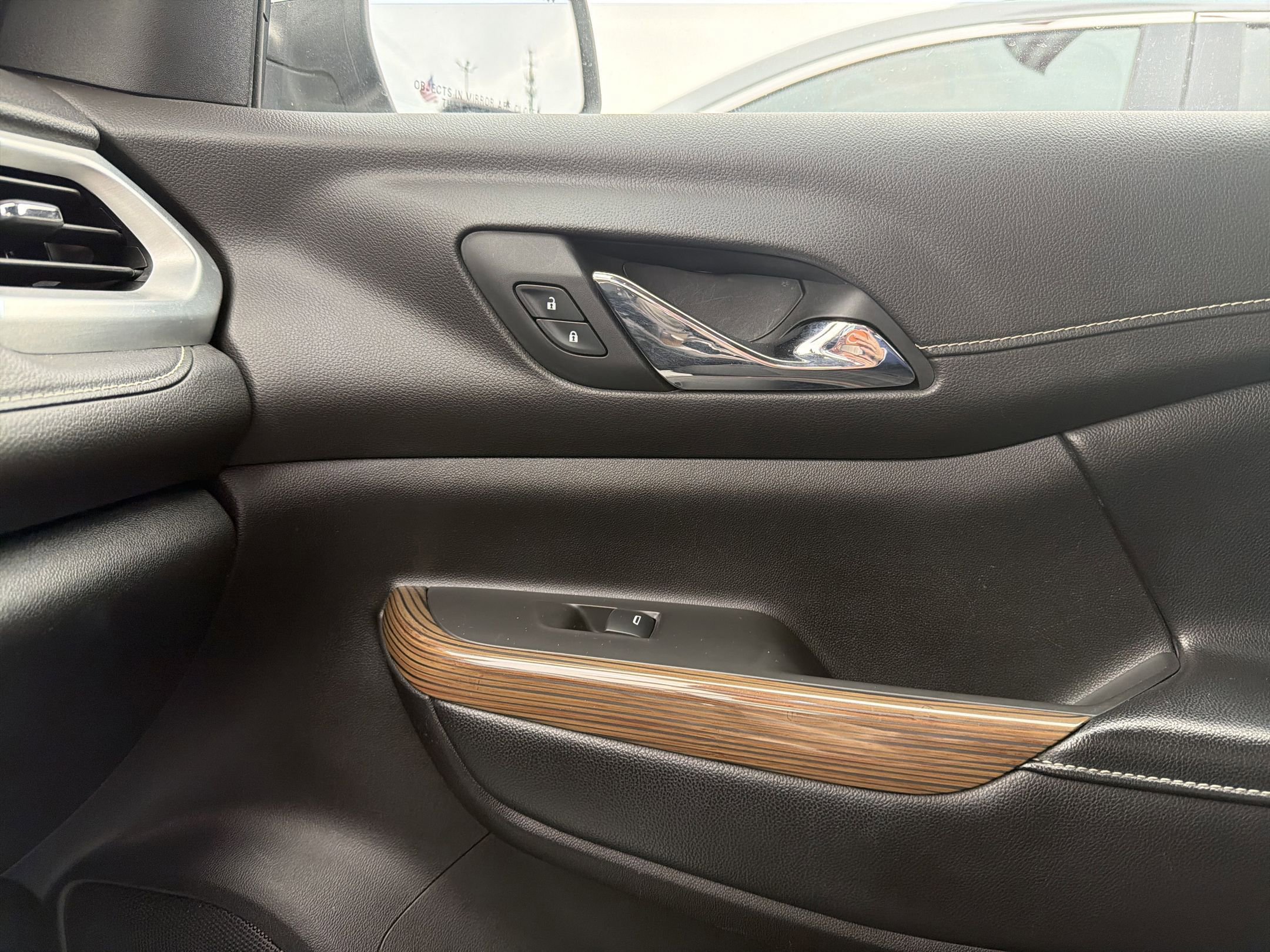 Certified 2019 GMC Acadia SLE w/ Driver Alert Package I image 17