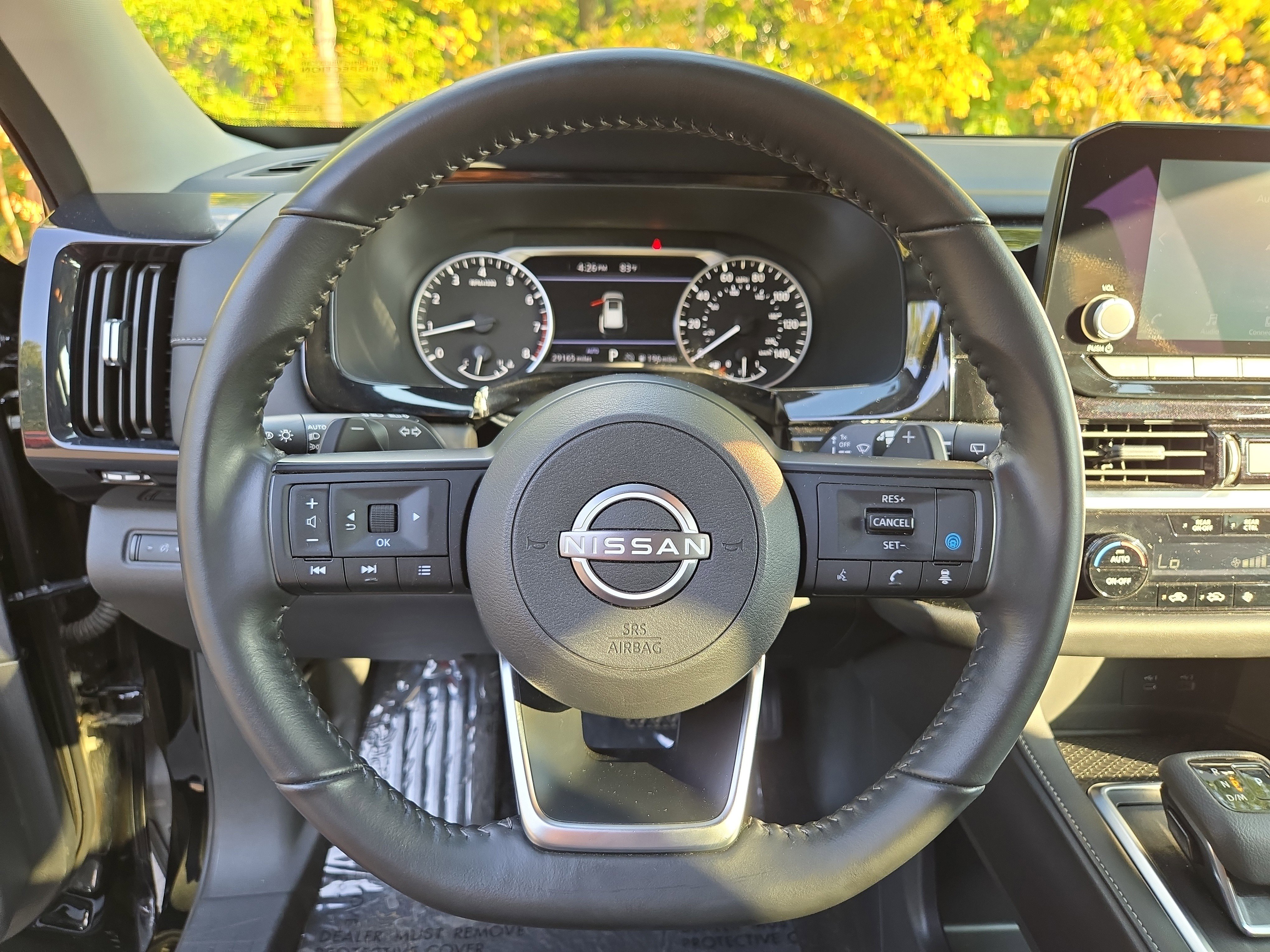 Used 2025 Nissan Pathfinder SV image 17