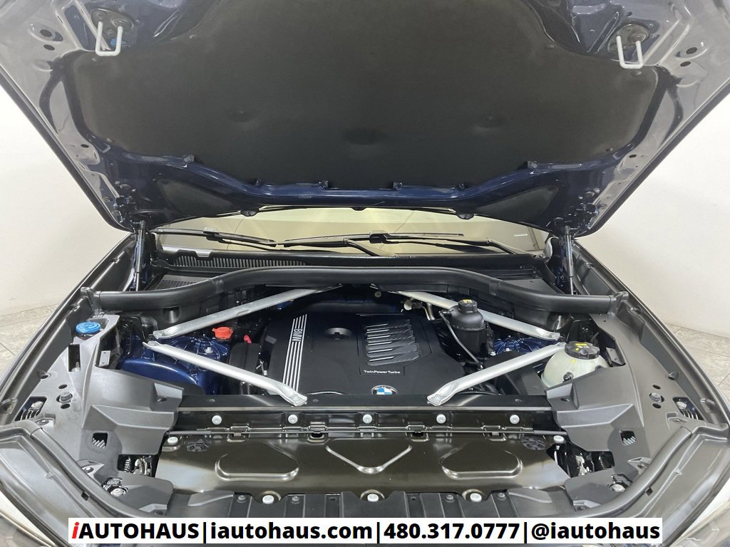 Used 2020 BMW X5 sDrive40i w/ Premium Package image 11