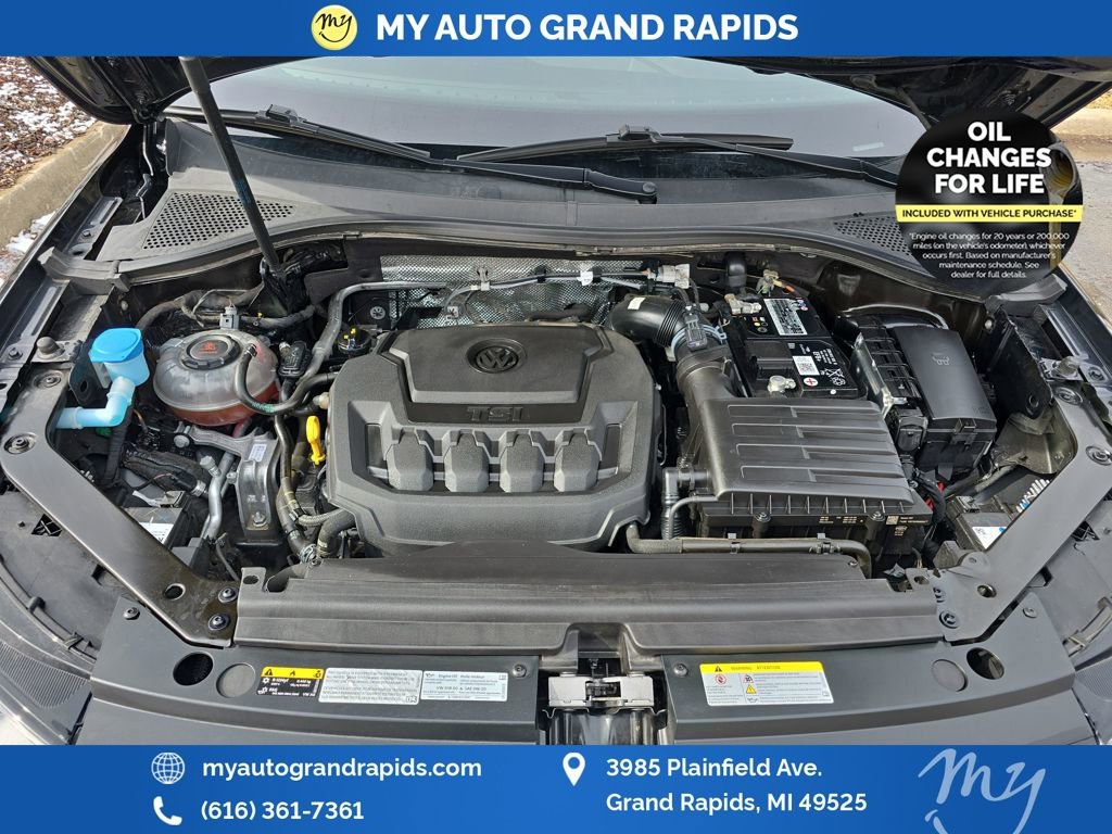 Used 2022 Volkswagen Tiguan SEL R-Line image 29