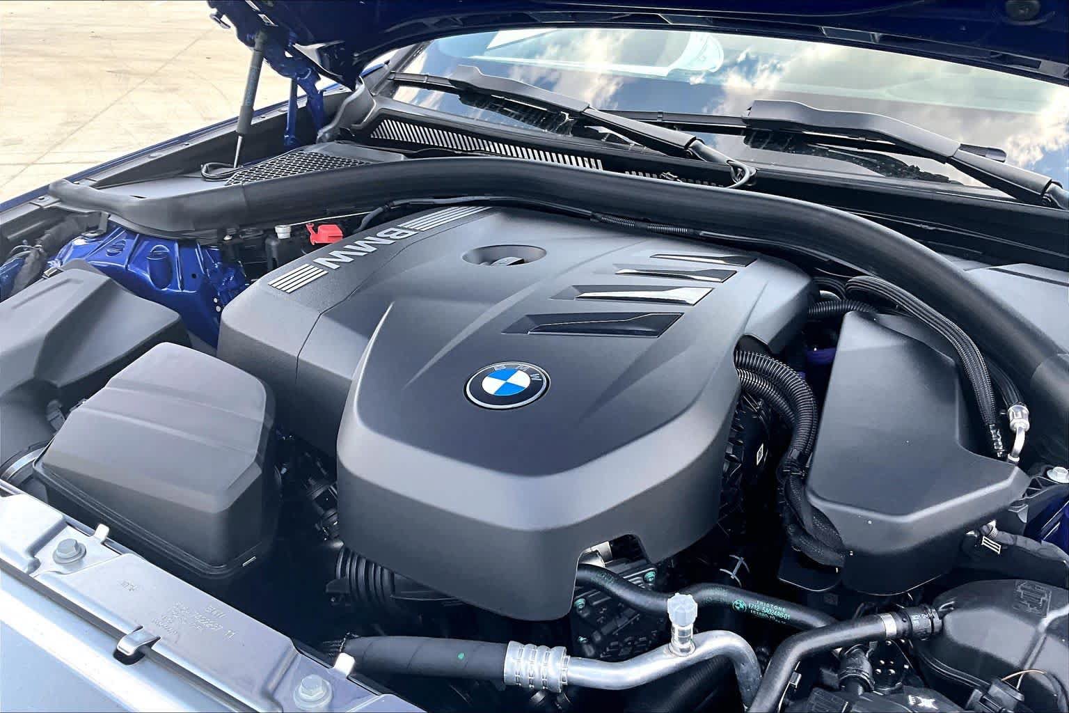 Used 2026 BMW 330i Sedan w/ M Sport Package RWD image 31