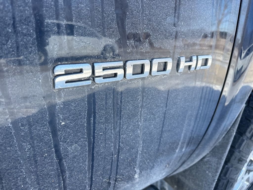 Used 2012 Chevrolet Silverado 2500 LT w/ Interior Plus Package image 9