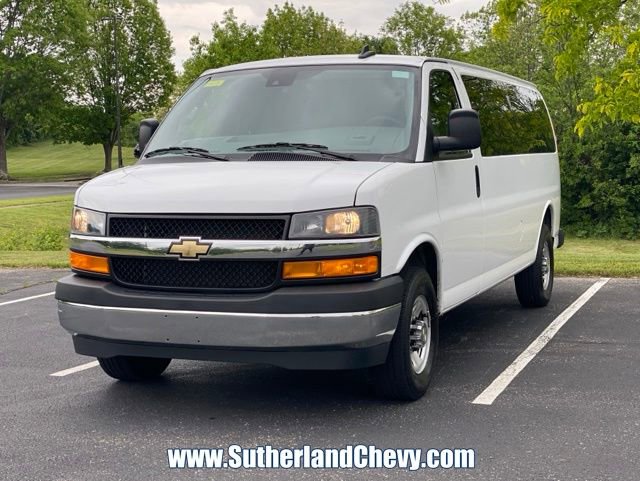 Used 2024 Chevrolet Express 3500 LT w/ LT Preferred Equipment Group RWD image 3