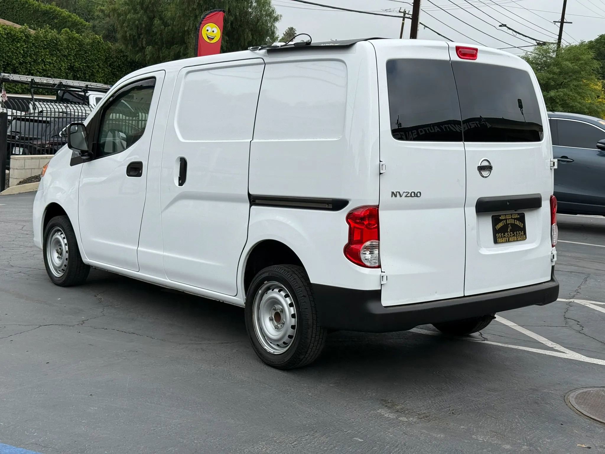 Used 2021 Nissan NV200 S w/ Back Door Glass Package image 4