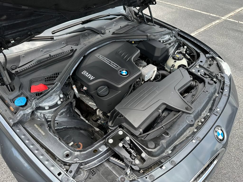Used 2018 BMW 320i Sedan RWD image 27