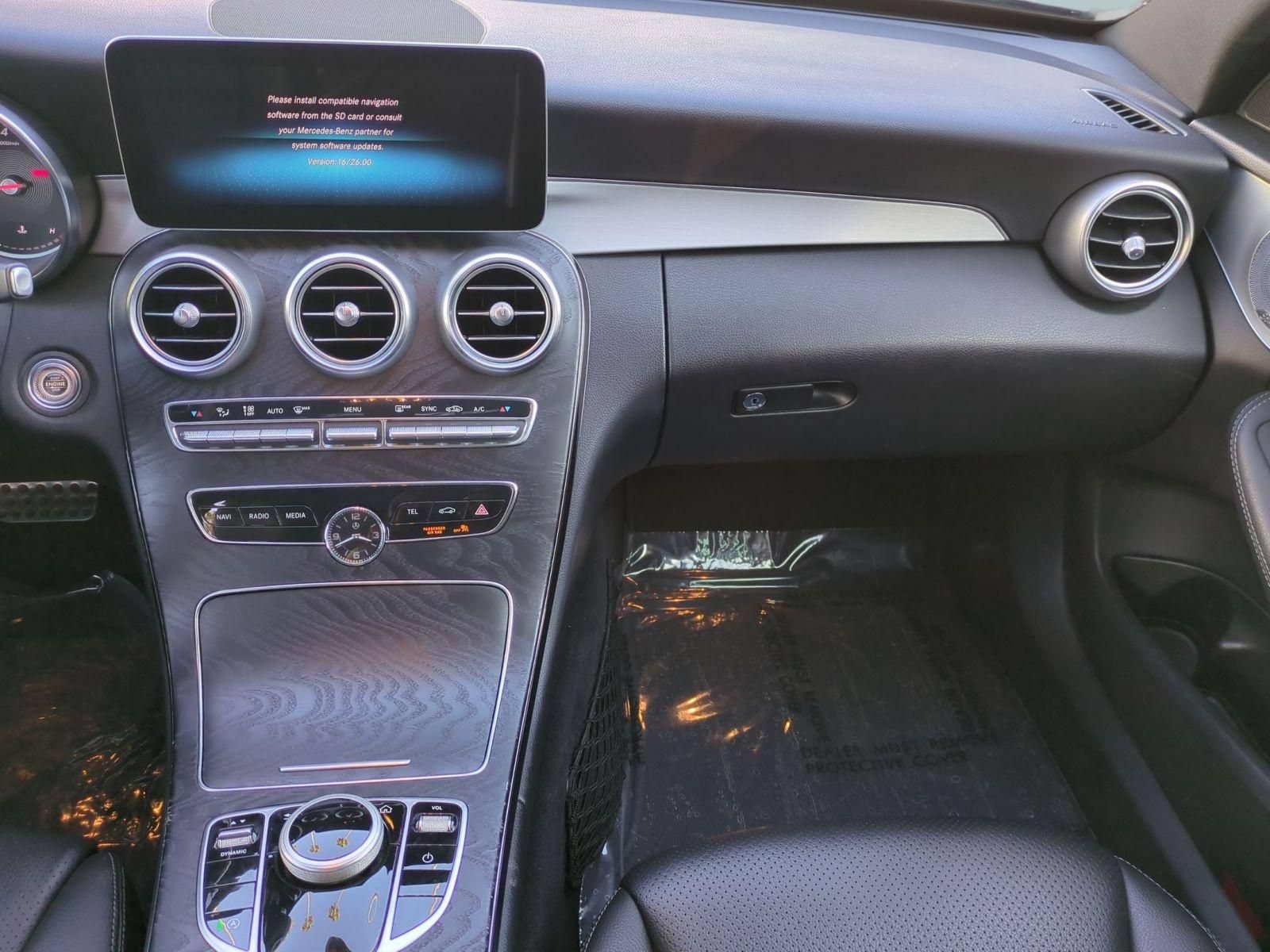 Used 2019 Mercedes-Benz C 300 Sedan image 27