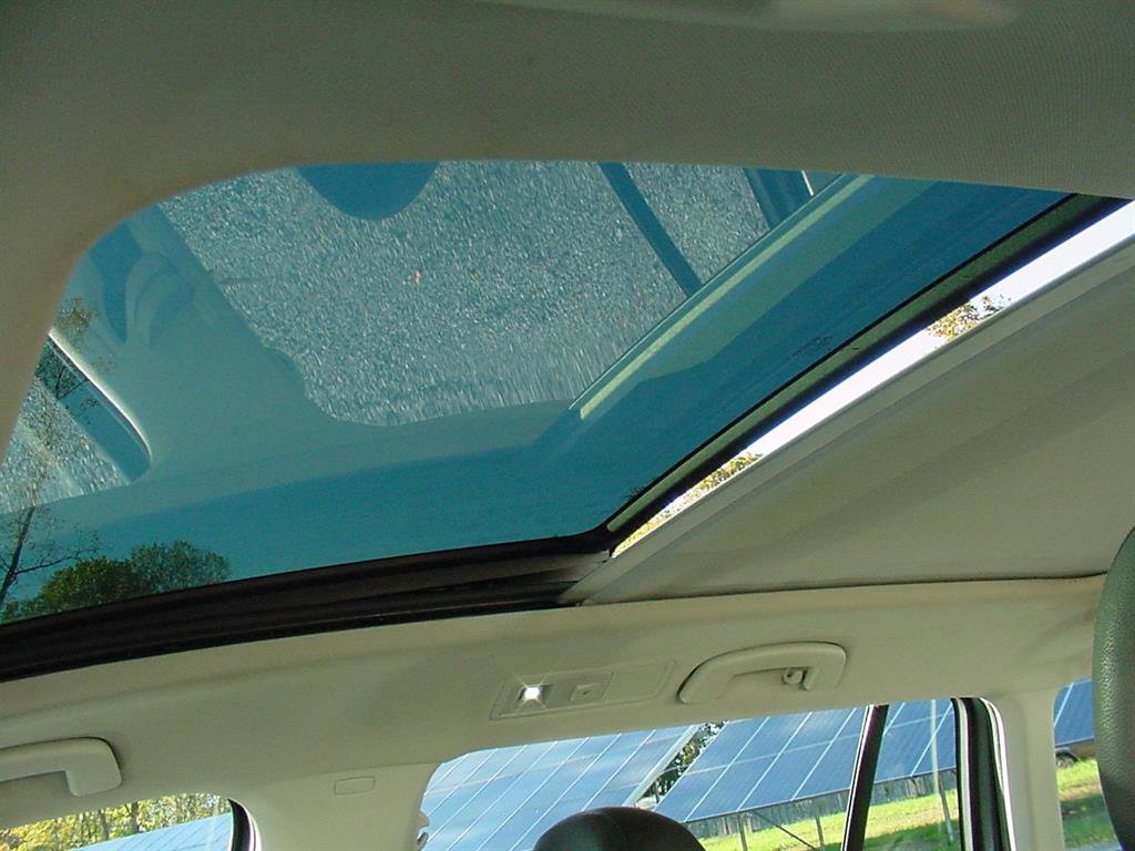 Used 2015 Volkswagen Golf SE image 26