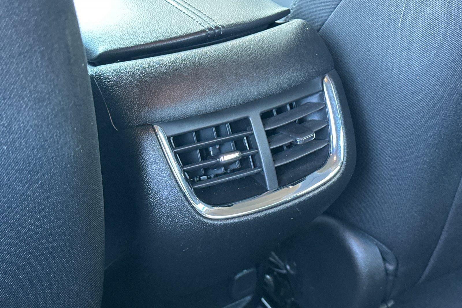 Used 2021 Chevrolet Malibu LT image 14