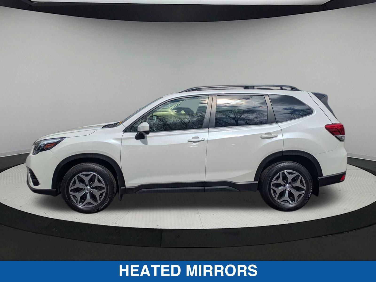 Used 2024 Subaru Forester Premium image 7