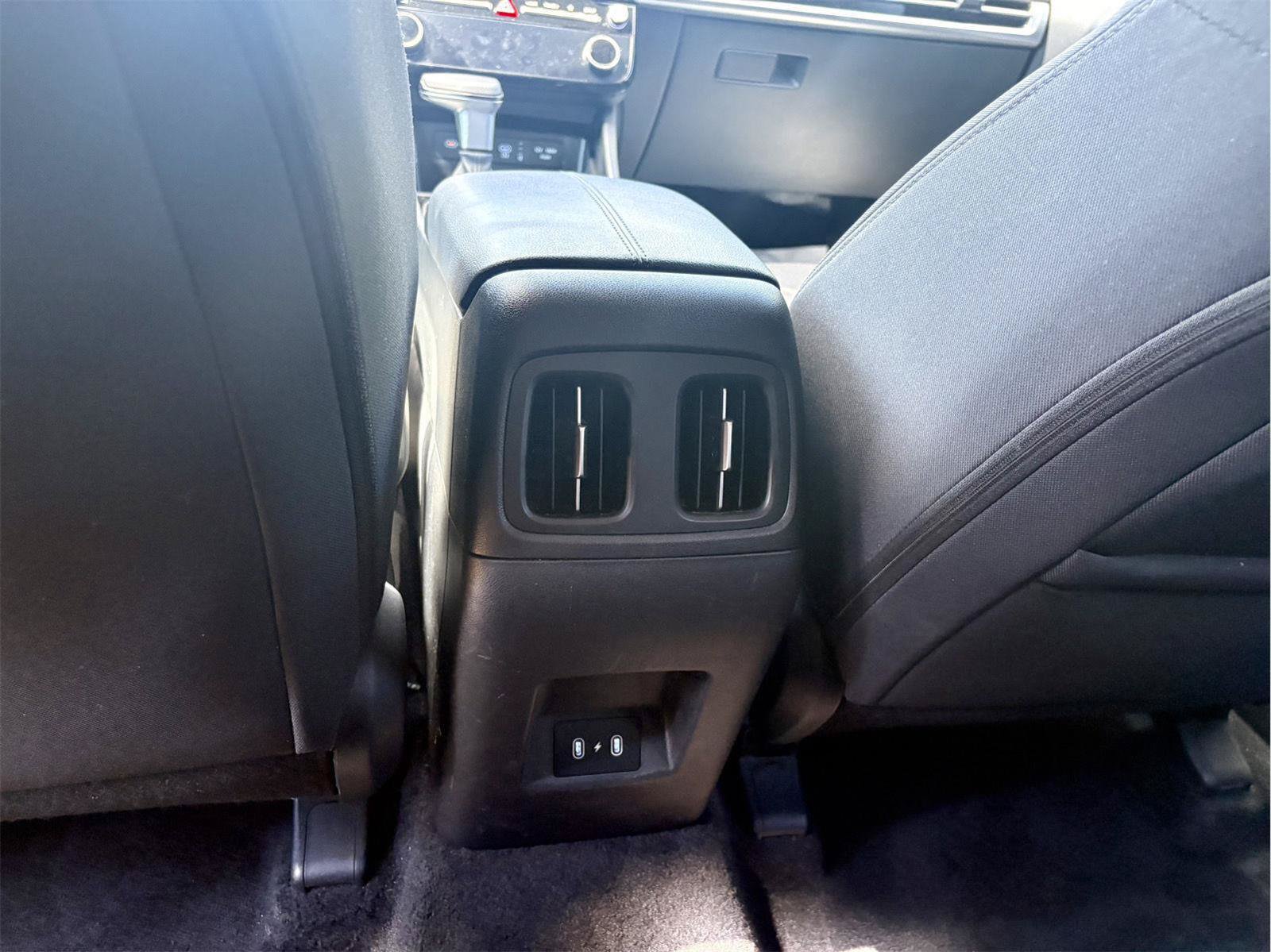 Used 2025 Hyundai Tucson SEL AWD/4WD image 15