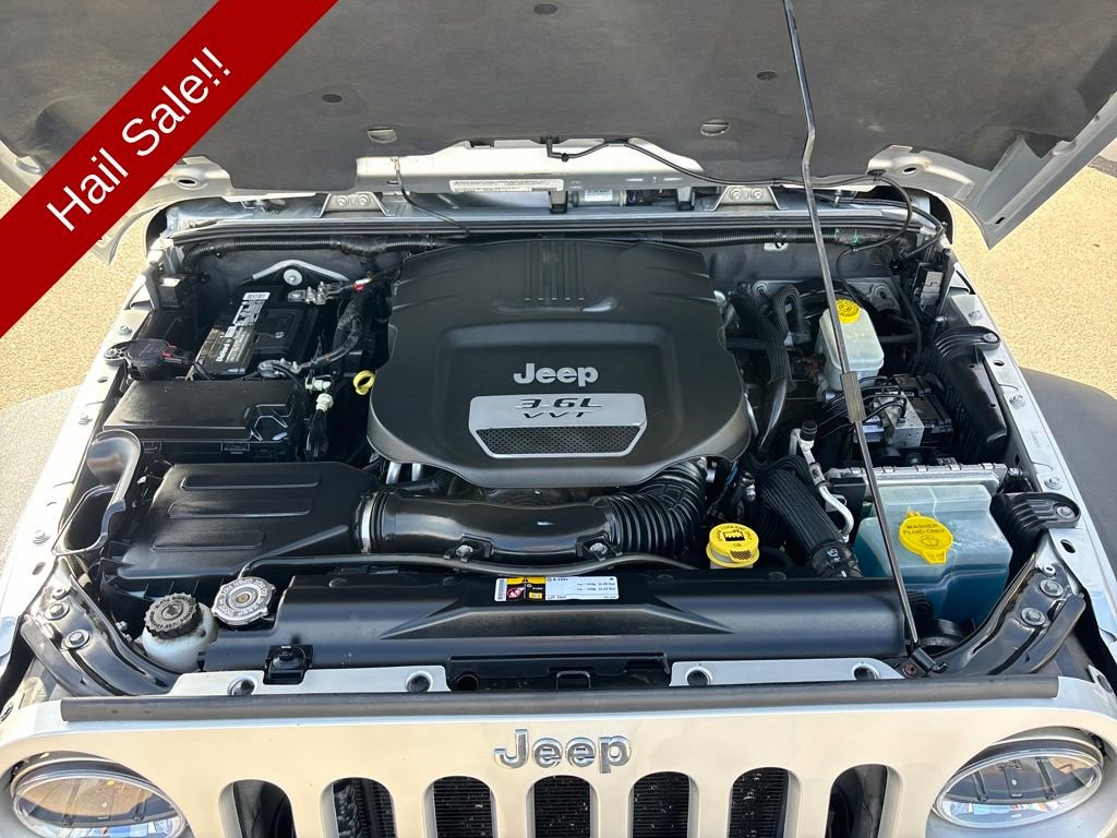 Used 2012 Jeep Wrangler Rubicon w/ PWR Convenience Group image 21