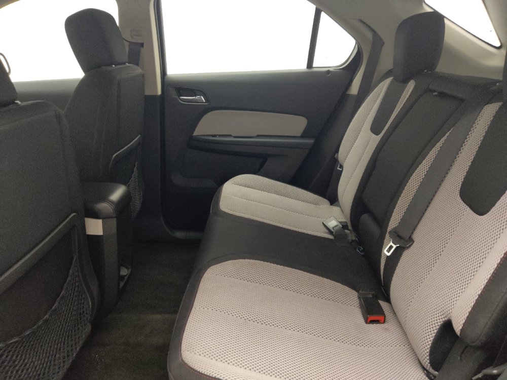Used 2017 Chevrolet Equinox LS FWD image 18