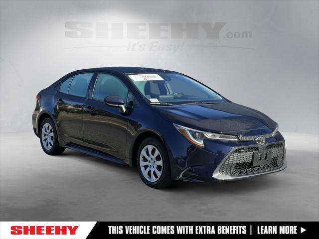 Certified 2022 Toyota Corolla LE image 1