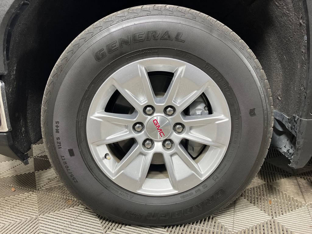 Used 2022 GMC Sierra 1500 SLE image 12