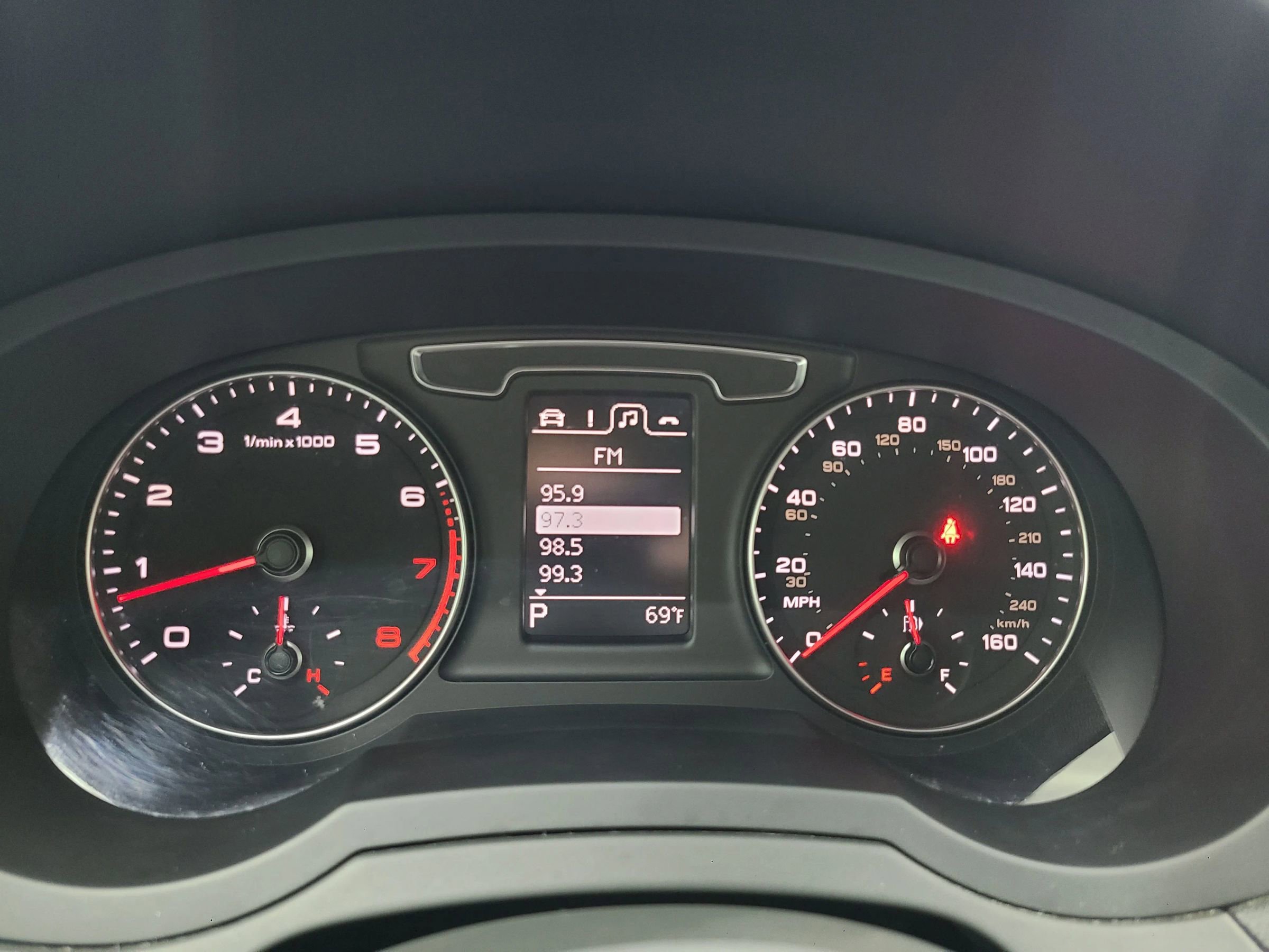 Used 2017 Audi Q3 2.0T Premium image 29