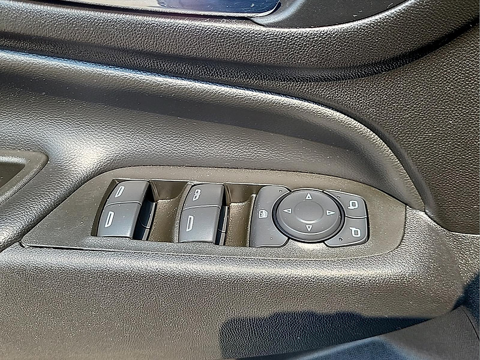 Used 2021 Chevrolet Equinox LT AWD/4WD image 14