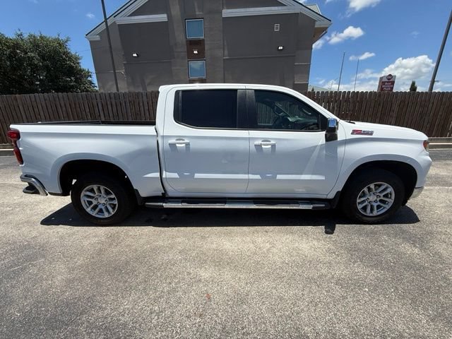 Used 2025 Chevrolet Silverado 1500 LT AWD/4WD image 4