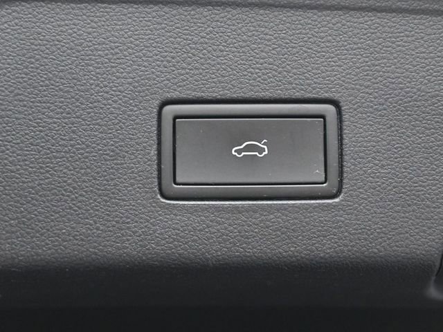 Used 2022 Volkswagen Atlas Cross Sport SEL Premium R-Line image 37