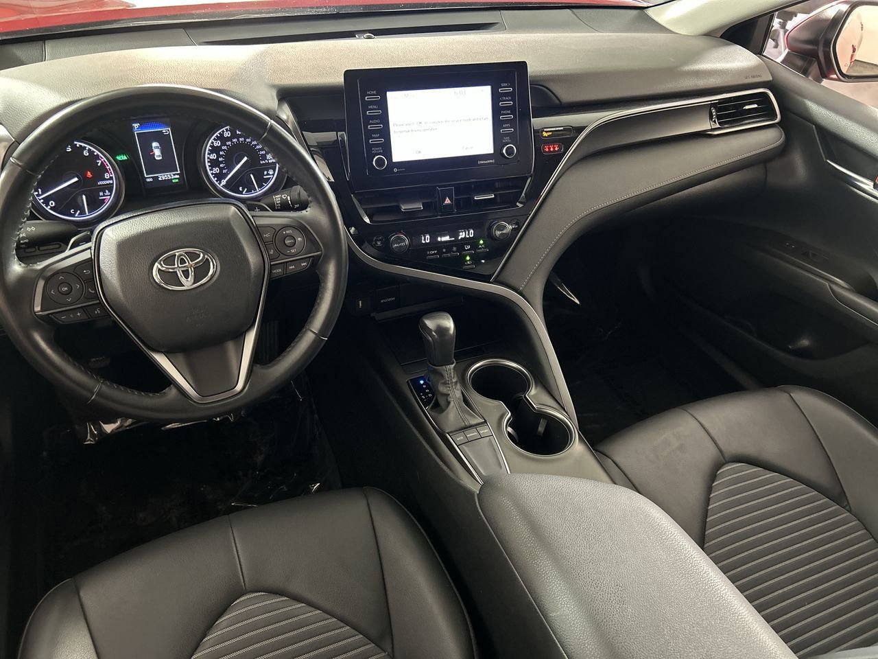 Used 2023 Toyota Camry SE w/ Convenience Package FWD image 24