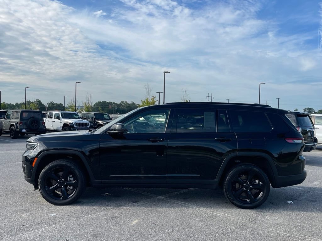 Used 2025 Jeep Grand Cherokee L Limited w/ Luxury Tech Group II AWD/4WD image 10