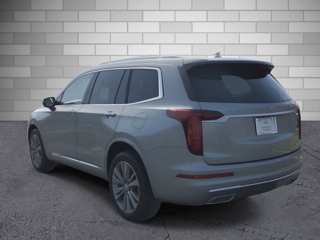 Used 2024 Cadillac XT6 Premium Luxury w/ Technology Package AWD/4WD image 3
